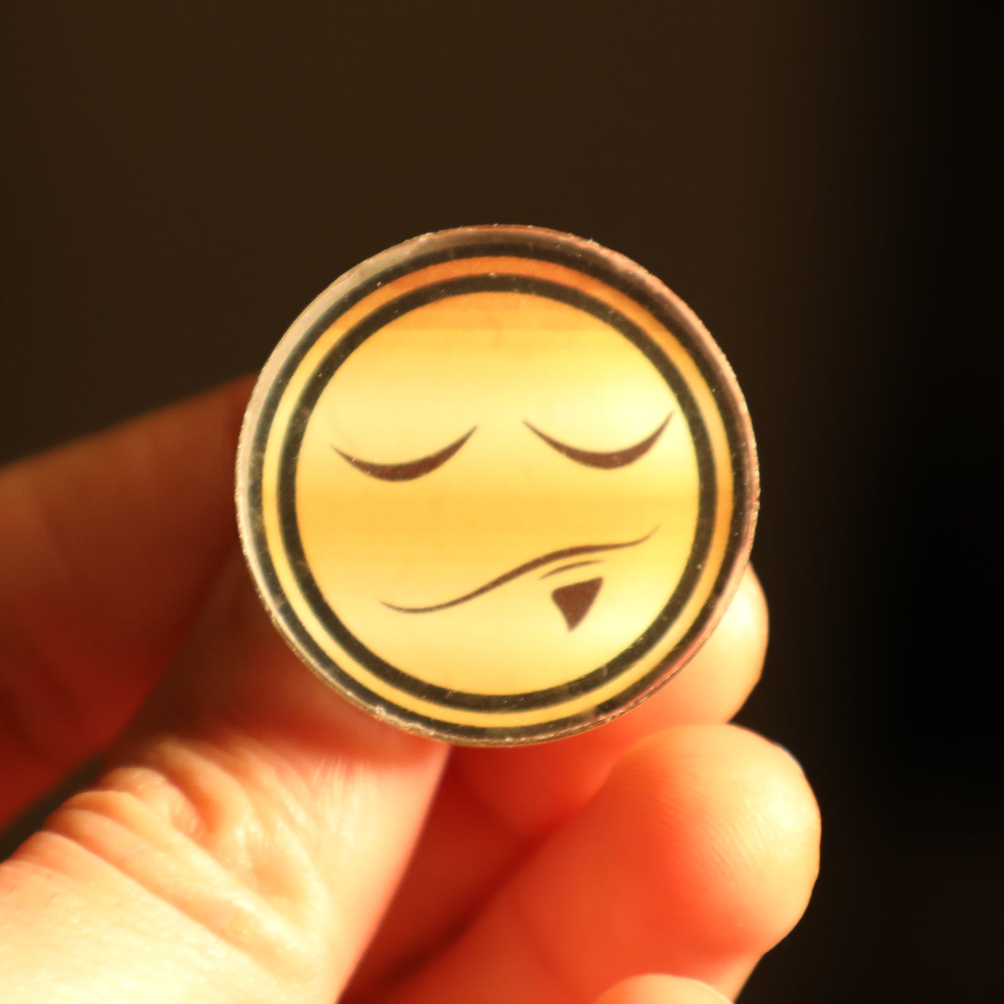 IIIMPULSIVEEE GOLD Smirk Pins